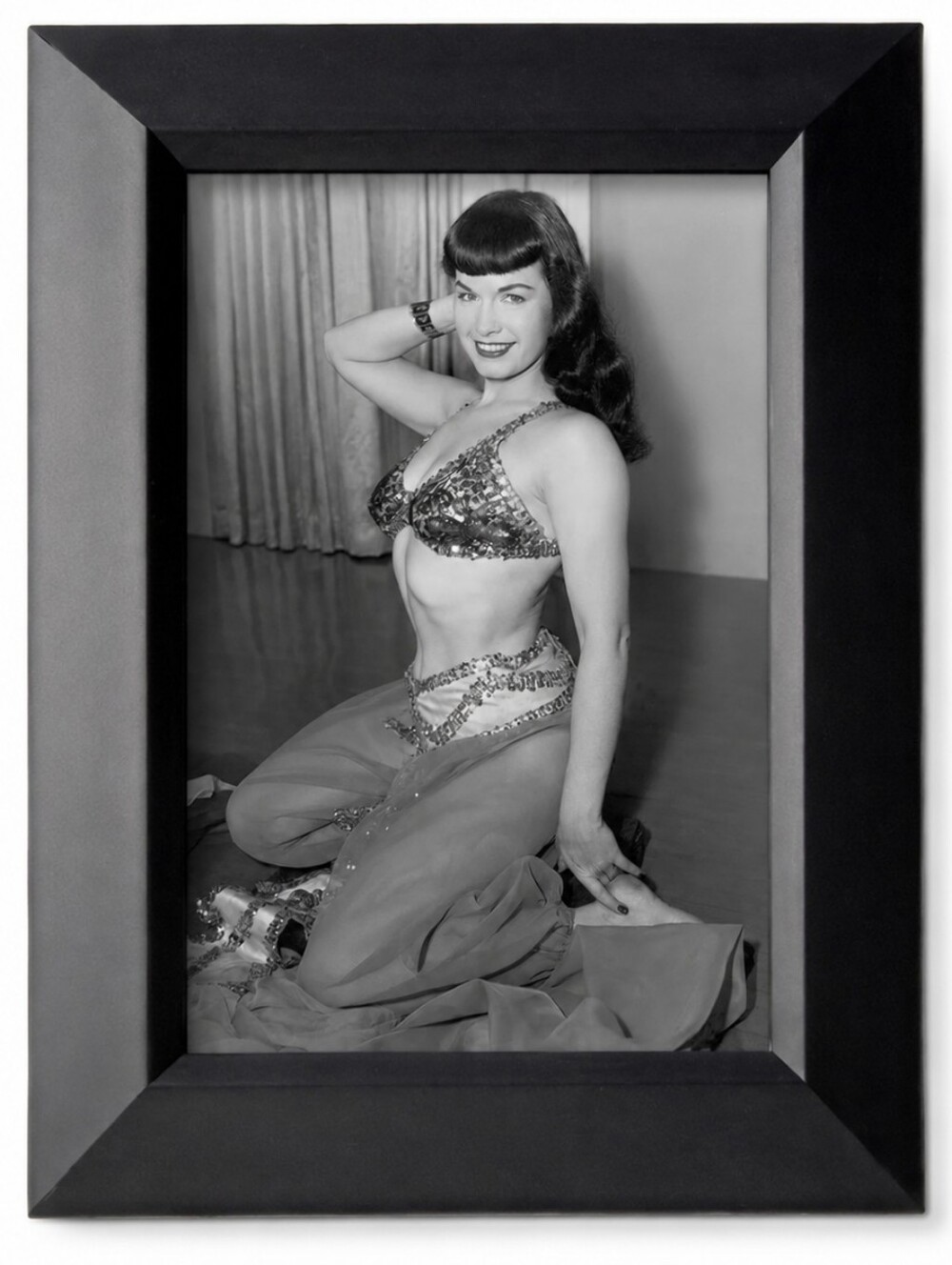Bettie Page Art Pin Up Photo Rockabilly Punk Beauty Classic Icon Hollywood
